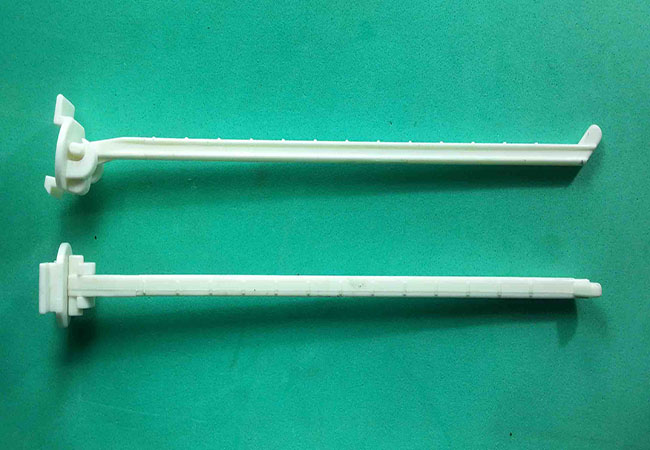 F24��7.7��